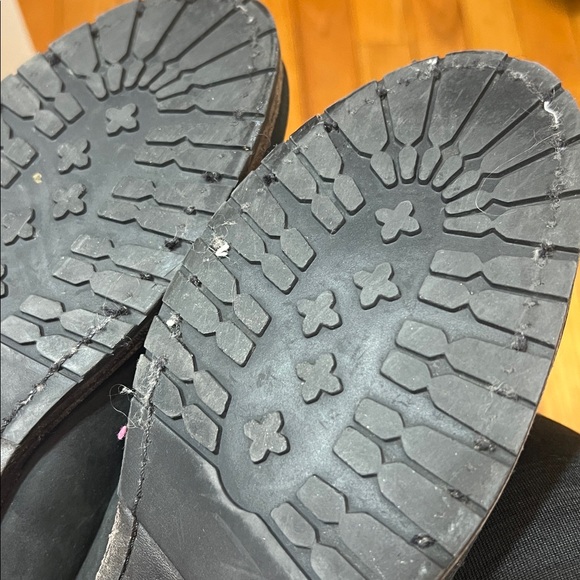 Frye Melissa Button 2 Black Leather Boots size 10 - Picture 10 of 12